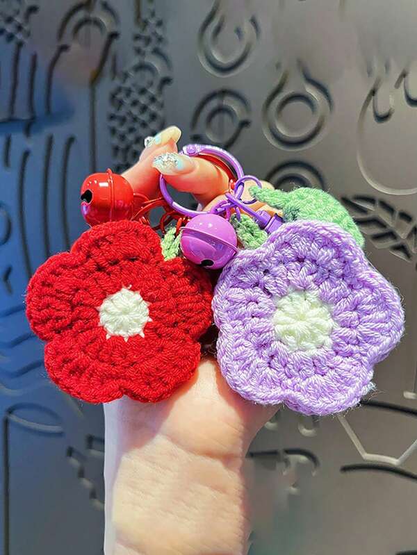 1pc Knitted Crochet Little Flower Keychain Pendant, Creative Car Key Chain, Bag And Wallet Accessories - Ideal Birthday Gifts, Perfect Birthday Gift For Friends And Family