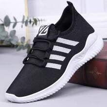 Tenis blancos casuales para hombre, zapatillas blancas para hombre, zapatillas de tenis, zapatos casuales cómodos de suela gruesa, ligeros y cómodos, ideales para viajes, la escuela y el deporte. Zapatillas para hombre, parte superior de punto negro, malla transpirable, suela suave, ligeras y cómodas, ideales para deportes al aire libre y running. - Negro - Ver 3