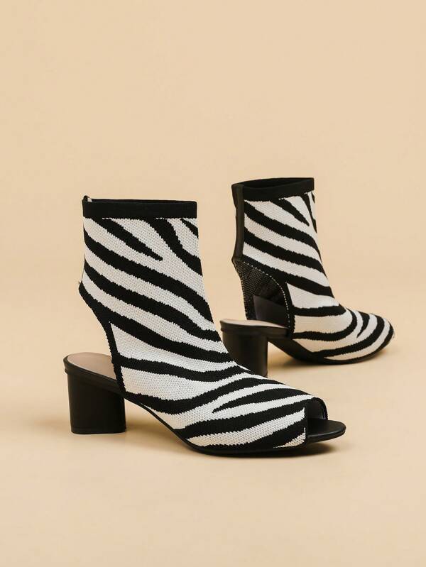 1 Par de Botas Ankle de Tecido com Estampa de Zebra e Bico Aberto para Mulheres, Salto Grosso e Elástico