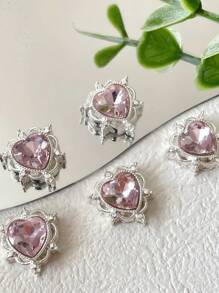 3 peças, contas de coração de liga de 15 mm. Não desbotam facilmente, não causam alergias. Adequado para homens e mulheres fazerem brincos, colares, pulseiras, acessórios de cabelo, tornozeleiras, grampos de cabelo. Capas de celular, decorações de chaveiro. Amuletos, decorações. Artesanato e presentes diários. Crie suas joias de glamour únicas. Peças decorativas DIY. Temporada de formatura. Contas