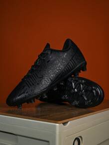 Unisex Low-Top Football/Soccer Shoes, PU Leather Upper With Stripe Design, Suitable For Match & Training, All-Season Wear, Sports Style, Durable Structure, Professional Athlete Use