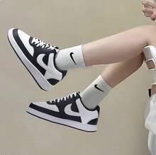 Nike COURT VISION女鞋低筒運動休閒鞋復古板鞋 - 黑與白 - 查看 4