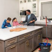 O-Cedar RinseClean Spin Mop & Bucket System | Clean With Fresh Water | Eliminates 99% Of Bacteria - Rinseclean Spin Mop & Bucket + 1 Extra Refill - 查看 10