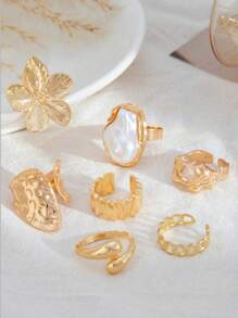 Set da 7 pezzi di anelli decorativi in metallo floreale e gemme, eleganti e alla moda, con stile baroque finto per donne, anelli morbidi, anelli a forma di fiore di lava, adatti per uso quotidiano, feste, regali per vacanze, accessori per abbigliamento multifunzionali, regalo per la Festa della Mamma, il regalo migliore per famiglia e amici.