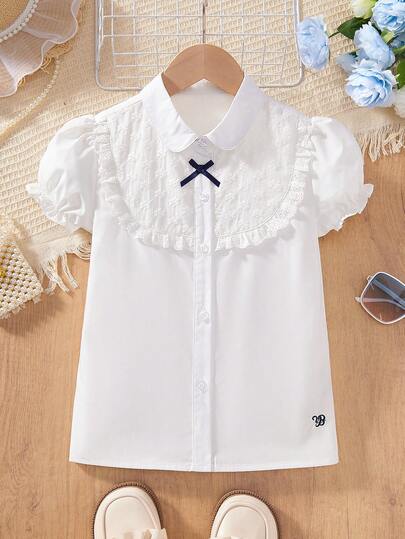 女童优雅蕾丝拼接甜美荷叶边蝴蝶结领泡泡袖白色休闲短袖衬衫，中童及少女校服刺绣衬衫，夏季新款