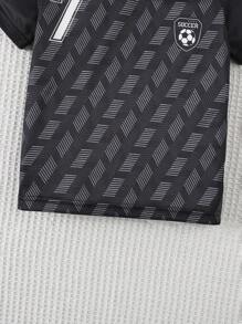 Ensemble 7 pièces de t-shirt et shorts imprimés numériques pour adolescents - polyester, facile d'entretien, col rond, opaque, design blocs de couleurs sportif et performant, pour le printemps/été, cadeau de football pour garçons, idéal pour l'extérieur