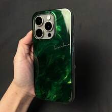 Funda elegante de verano para teléfono: Una encantadora funda verde glaciar con degradado láser. Compatible con phone 16, 15, 14 y 13 Pro. Suave y resistente a los golpes. - Verde - Ver 4