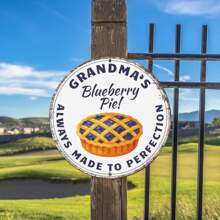 Blueberry Pie Sign, Blueberry Pie Gift, Gift For Grandma, Custom Pie Gift Metal Sign, 1 PC Retro Round Antique Style Decor Metal Tin Sign, 8x8 Inch / 20x20 Cm, Round Shape Artwork Decor, Fade Resistant, Modern Home Lovers Gifts House Number Plaque Funny Decor For Vintage Wall Decor Art Holiday Gifts For Family, For Home Bar Coffee Family Friends Gifts, Strong And Durable Signs For Laundry Porch Kitchen, Bar Restaurant Wall Decoration For Housewarming Gifts, Housewarming Gifts, Birthday Gifts For Family, Neighbor, Friends And Husband