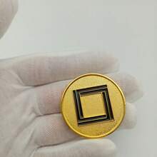 NetHong 1pc S Quid Game Coin Offensive Defensive Metal Prop Coin Triangle Square Hot UK - Gold - View 4