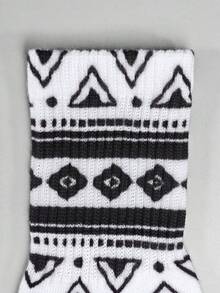 3/1双中厚款儿童春秋袜适合所有季节时尚百搭袜子礼物黑白袜子男童女童袜