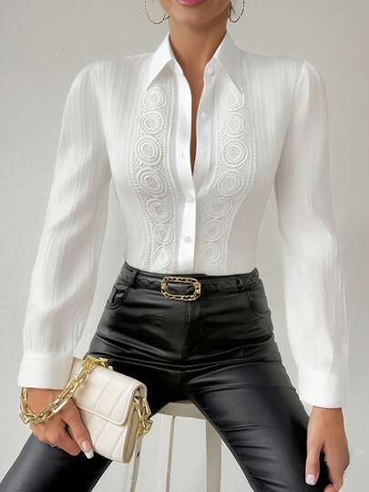 HOMEYEE Camisa formal de mujer de manga larga con cuello vuelto, abotonada, de unicolor con aplicaciones de encaje