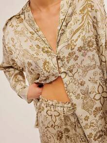 Womens Y2k Silk Pajame Sets Floral Print Long Sleeve Button Down Shirt Wide Leg Pants Satin Girly Western Pajames 2 Piece Loungewear - Màu Khaki - Xem 4