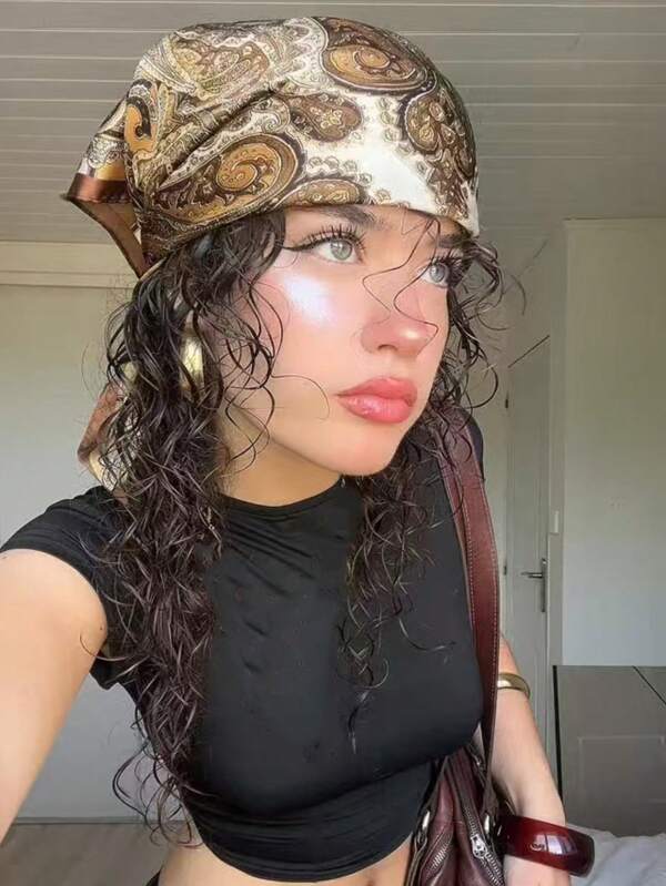 1pc Women's Vintage Paisley Pattern Lightweight Square Scarf, Summer Travel Vacation Headscarf