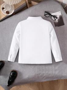 Camisa formal blanca con estilo clásico universitario para niño joven con estampado floral en el bolsillo, parches de tela empalmados y manga larga para ocasiones casuales o de fiesta