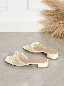 Sandálias femininas de dedo em tecido de rede com laço decorativo, salto baixo, confortáveis, versáteis, antiderrapantes, estilo romano, perfeitas para looks de primavera e verão. - Damasco - Ver 3