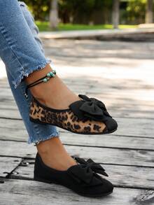 1 双优雅女士平底鞋，蝴蝶结装饰，时尚休闲鞋，加大码，舒适防滑，适合室内外场合