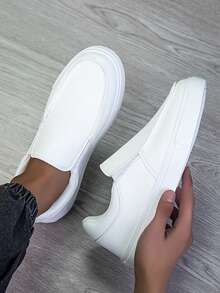 2025新款男鞋，白色休闲男鞋，男士乐福鞋，休闲套脚船鞋，商务正装软底皮鞋，套脚鞋 - 白色 - 查看 3