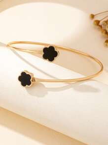 1pc Minimalist Geometric Petals Charm Bracelet For Women, Everyday Wear