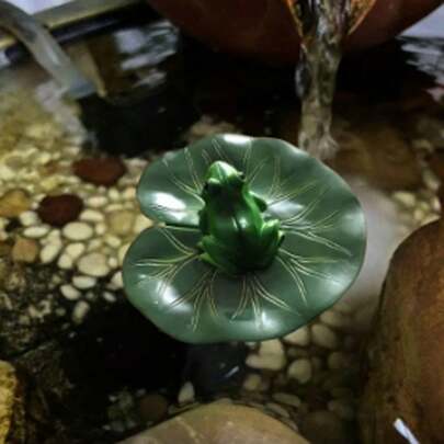 1 Stück Froschstatue aus Kunstharz, schwimmend auf Lotusblatt und trinkender Ente, Dekoration für Gartenteich und Aquarium, Ornament für die Wasseroberfläche von Aquarien