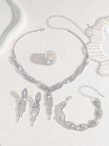 4pcs Women Elegant Fashion Minimalist Versatile Jewelry Set - Necklace, Bracelet, Earrings, Suitable For Daily Wear And Other Occasions
