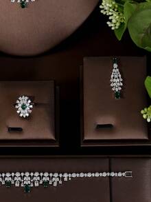 1 Set Minimalist Cubic Zirconia Geometric Green Gemstone Inlaid Jewelry Set, Suitable For Women To Wear To Parties