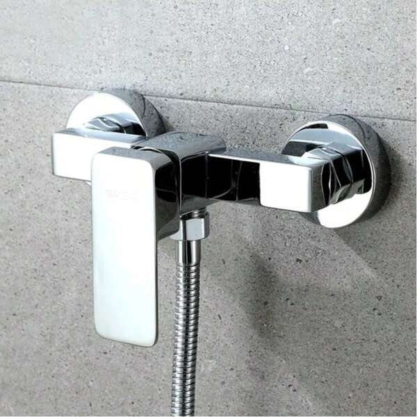 Grifo de ducha de moda de una sola manija, grifo de ducha moderno de una sola palanca, grifo de baño, elegante grifo mezclador de ducha