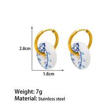 经典 18K 镀金不锈钢环形耳环，带有陶瓷装饰，复古别致的中国风，适合女性日常佩戴或节日礼物