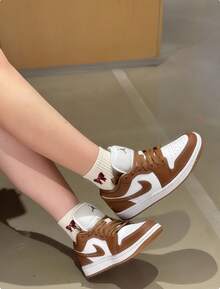 Nike Air Jordan 1 Low AJ1低筒復古籃球鞋 - 白棕色 - 查看 3