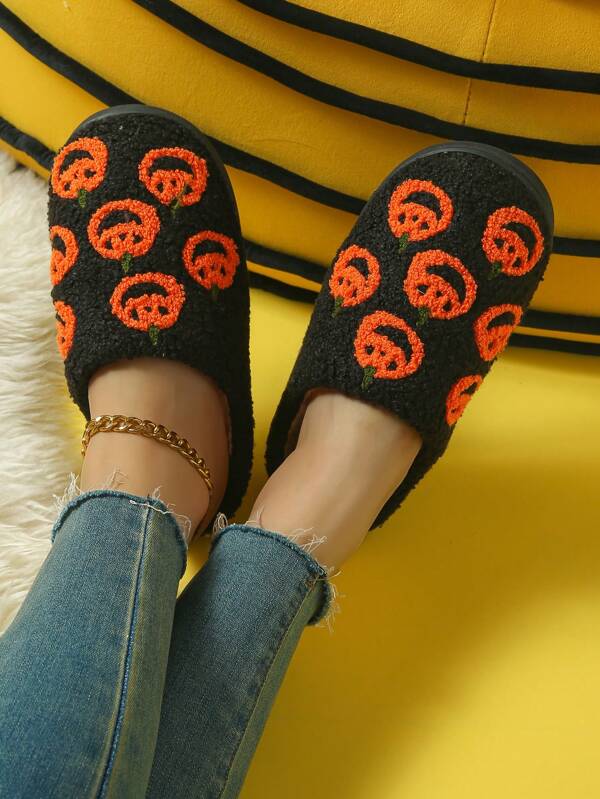 Pantuflas de peluche de calabaza, pantuflas cálidas para interiores antideslizantes para mujeres, pantuflas de pareja de Halloween para hombres y mujeres