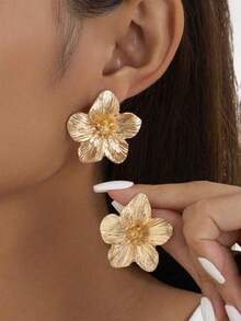 1 对女士新款复古法式金属花朵夸张高端耳环，朋友礼物，女友礼物 - 彩色 - 查看 16