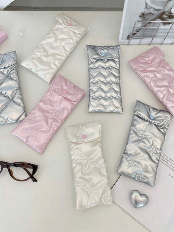 1Pc Cute Glasses Bag Girl's Glasses Storage Box Multi-Functional Storage Bag Glasses Organizer Jewelry Organizer Sunglasses Accessories Featuring Korea Ins Style Clutch With Buckle Closure Design Perfectly Protecting Sunglasses And Making It A Great Gift Birthday Gift Gift For Good Friends Wedding Bridesmaid Gift Commute Essentials Travel Essentials Dorm Essentials Travel Accessories Travel Bag Vacation Holiday Back To School School Stuff Glasses Case Sunglasses Women