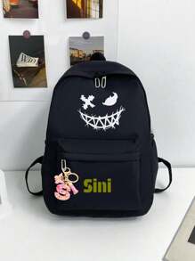 定制专属背包，印上个性化姓名或节日祝福。定制您的专属背包。全新开学季背包，男女学生皆宜，采用尼龙拉链设计，休闲百搭，适合大学生、初中生和小学生。您可以印上姓名、字母、幸运数字等。