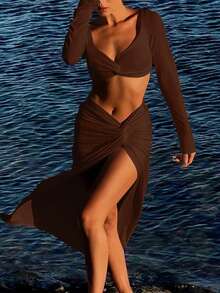 两件套女士性感褶皱露肩短款上衣和开衩半裙，时尚派对及假日优雅套装，秋冬季 - 棕色 - 查看 5