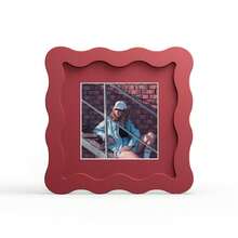 1个波浪形多色相框（红、黄、蓝、绿、白、黑），时尚百搭的家居和办公装饰 - 适合桌面和墙面展示，完美的乔迁礼物（不含照片） - 彩色 - 查看 42