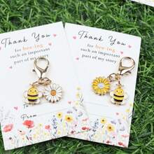 10pcs "Thank You For Being Such An Important Part Of My Story" Encouragement Card With Bee And Daisy Flower Keychain Set, Perfect Inspirational Gift For Family, Teachers, And Team Members - Multicolor - View 4