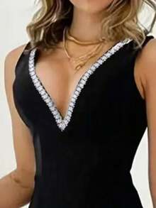 女士撞色蕾丝深 V 领无袖紧身中长连衣裙 - 黑色 - 查看 4