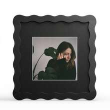 1个波浪形多色相框（红、黄、蓝、绿、白、黑），时尚百搭的家居和办公装饰 - 适合桌面和墙面展示，完美的乔迁礼物（不含照片） - 彩色 - 查看 51