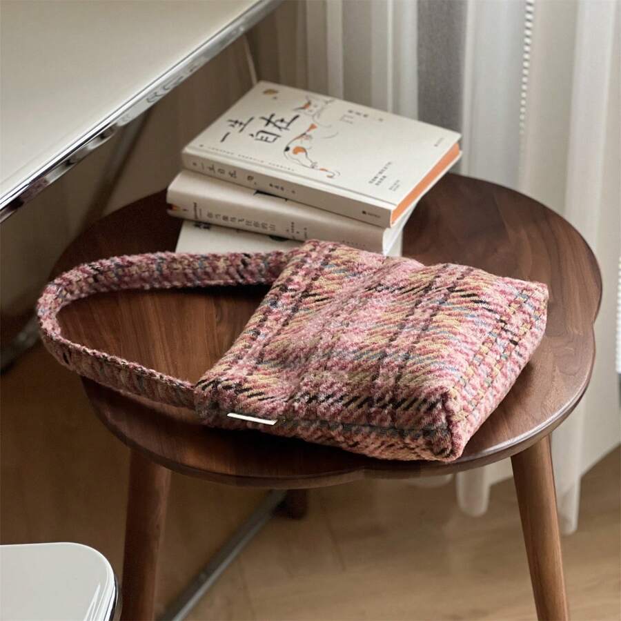 Women Shoulder Bags - 小號手提包 - 查看 1