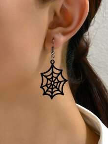 1 对黑色镂空蜘蛛网耳环，哥特风格女士耳环，万圣节派对装饰礼物 - 黑色 - 查看 2