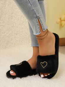 Heart-Shaped Plush Slippers For Women, Soft & Comfortable Soft-Sole Open Toe Slides, Lightweight & Suitable For Living Room, Bedroom, All Seasons - Black - View 3