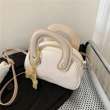 Women Crossbody - 米白色(送掛飾) - 查看 8