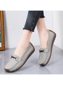 أحذية كاجوال من الجلد الخفيفة للنساء باللون المشمش...