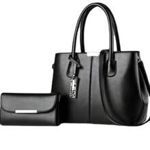 Women Shoulder Bags - 黑色 - 查看 1