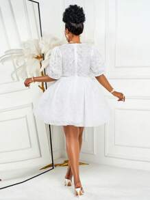 BIUBIU 女式加大码白色甜美优雅孔眼刺绣泡泡袖深V领褶饰腰部迷你连衣裙时尚派对短裙