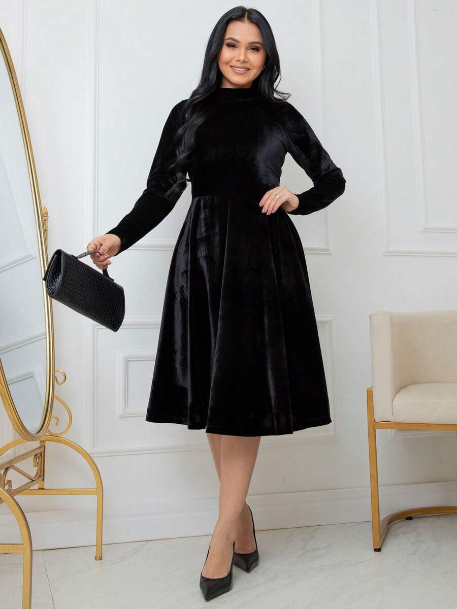 Evase Midi Dress Long Sleeve High Neck Velvet Crystal Winter Moda Evangelica - 黑色 - 查看 1