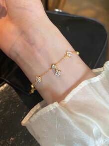 1pc Fashionable Four-Leaf Clover Zirconia Bracelet For Women, Elegant, Sexy, Luxury, Romantic Style, Niche Design, Exquisite Accessory Suitable For Daily, Party, Festival Gift