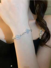 1pc Adjustable Zirconia Flower Bracelet For Women, Lightweight Luxury Elegant Style - Rose Gold - View 4