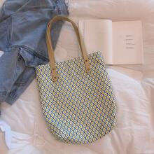 Women Shoulder Bags - 色底小白花 - 查看 4