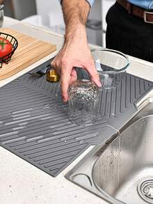 1pc Multifunctional Kitchen Drain Mat - Non-Slip, Quick-Dry, Heat-Resistant Rubber Mat For Dishes, Utensils & Cups - Grey, Water-Control Design For Countertop & Bar Use, Kitchen Drying Mat|Rubber Drain Mat|Rubber 100.00% Cover - Grey - View 2