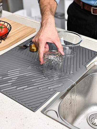 1pc Multifunctional Kitchen Drain Mat - Non-Slip, Quick-Dry, Heat-Resistant Rubber Mat For Dishes, Utensils & Cups - Grey, Water-Control Design For Countertop & Bar Use, Kitchen Drying Mat|Rubber Drain Mat|Rubber 100.00% Cover